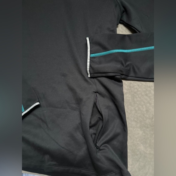 ❌SOLD❌NWT- Mizuno Vortex Warmalite Hooded Longsleeve- Black size L - Picture 4 of 4